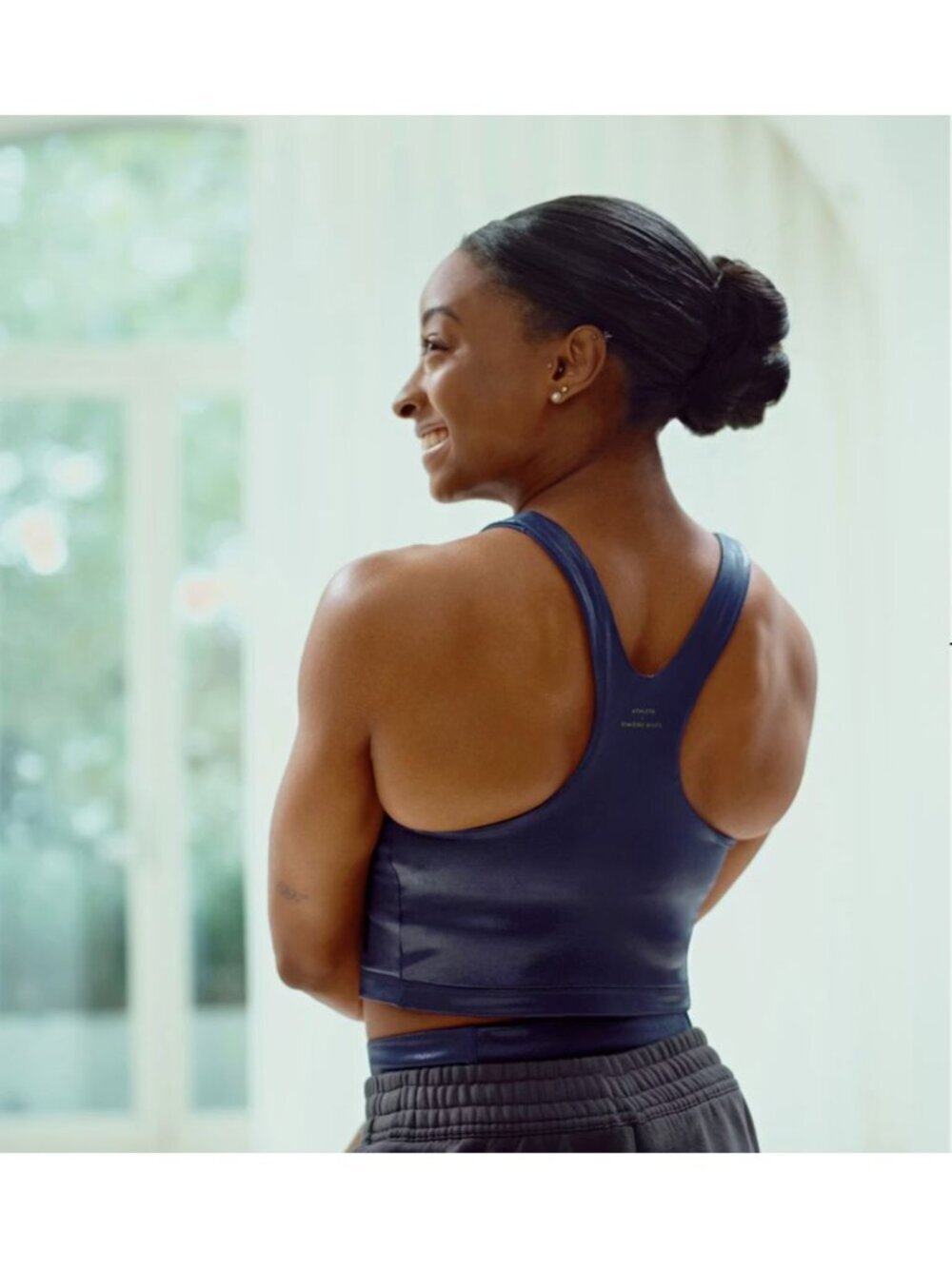 Athleta Simone Biles Purpose Crop Sports Bra Navy Metallic Shine Size Medium